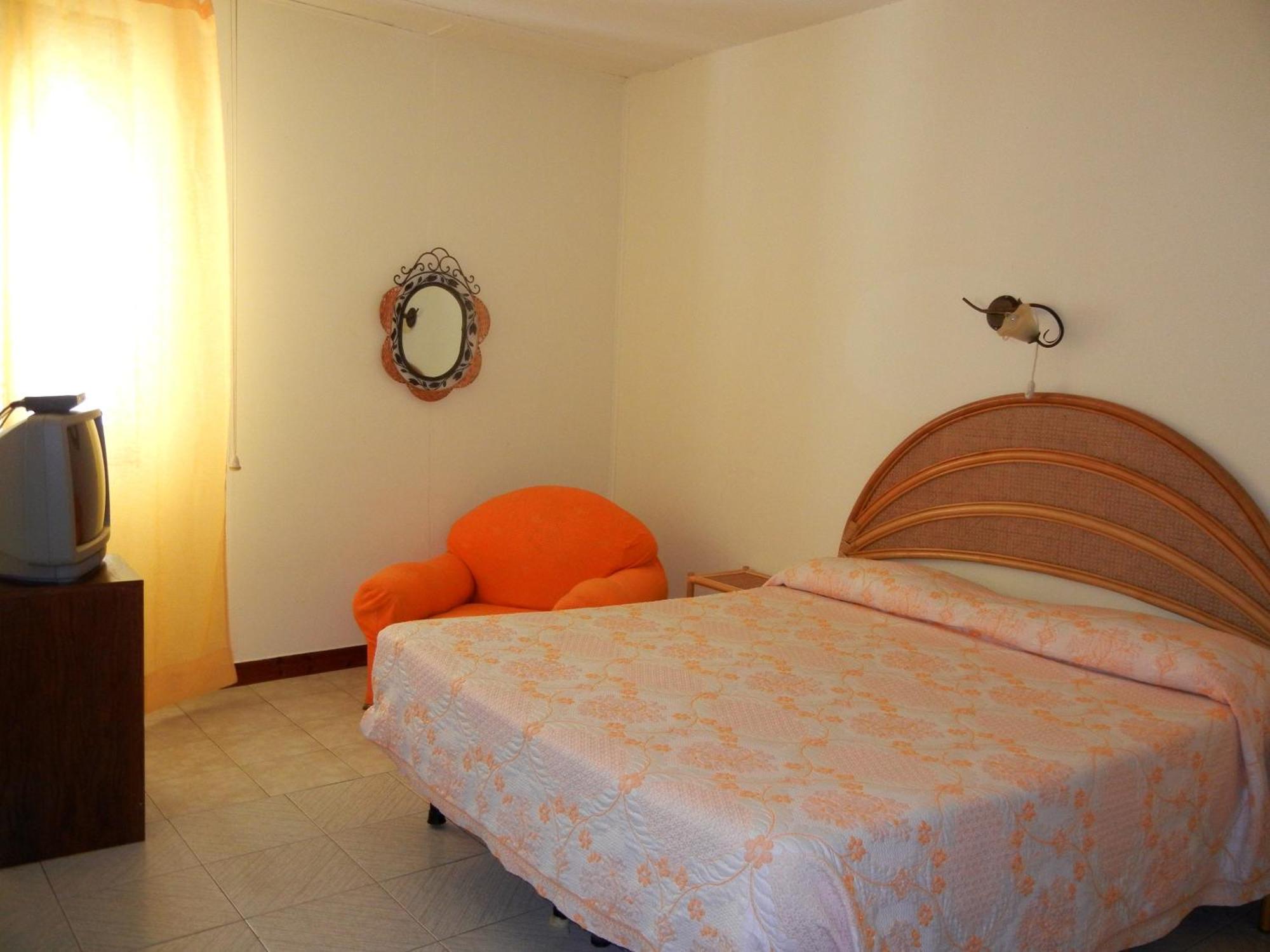 B&B La Pineta Reggio di Calabria Exterior photo